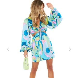 Show me your mumu go out cut out